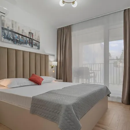 Boutique - Luxury Daire Bükreş