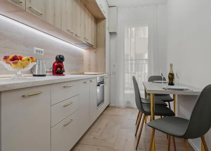 Boutique - Luxury Bucureşti